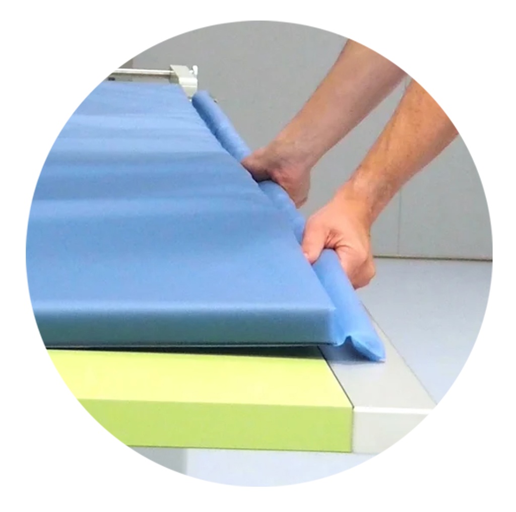 [Pearltec] ProFoam Table Mat DSRG avec poignées